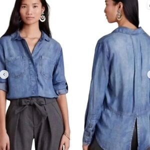 Like New! Cloth & Stone Denim Button-down Split Back Shirt in Size XS